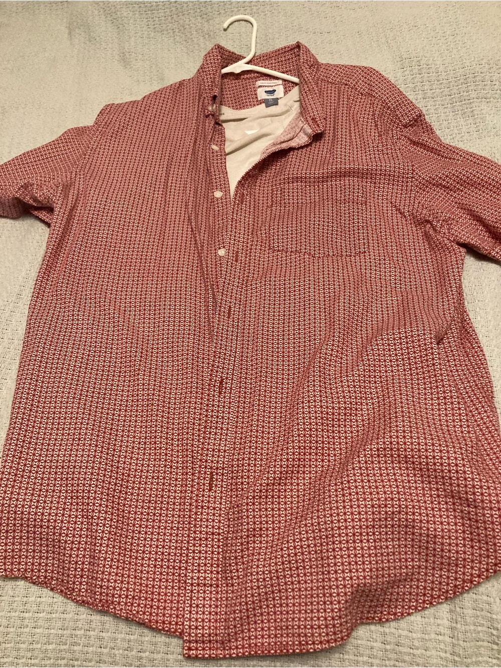 Old Navy Men's Red Patterned Casual Button-Down Shirt